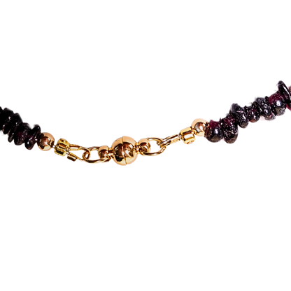 Granat-Halskette mit Herzanhänger – Elegantes Schmuckstück mit Naturstein