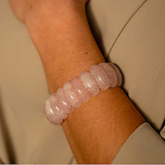 Rosenquarz Armband – Stein der Liebe und Harmonie