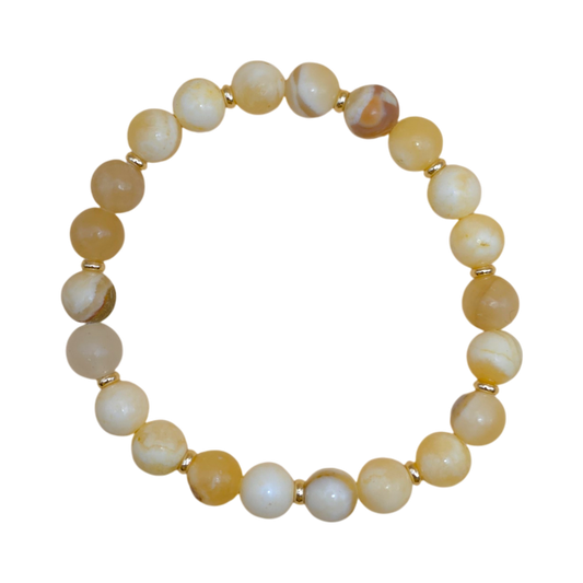 Jade Armband für Sternzeichen Stier mit 8 mm Natursteinen, vergoldete Zwischenperlen, elastisches Band.