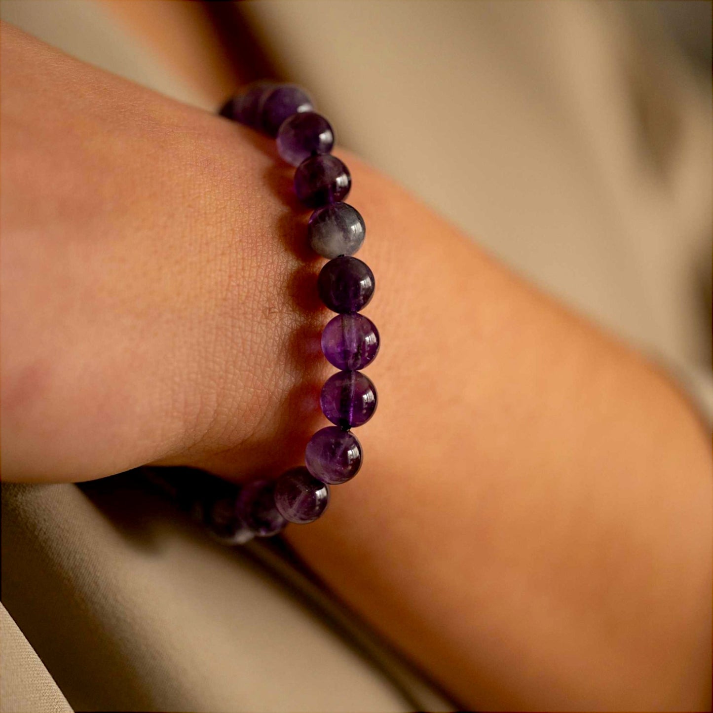 Armband aus natürlichem Amethyst mit 8 mm Perlen auf elastischem Band
