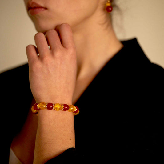 Schmuckset aus Karneol und Citrin, Armband und Ohrringe mit vergoldeten Elementen