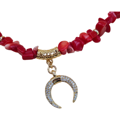 Amulett der Mondgöttin – Roter Korall & Goldmond